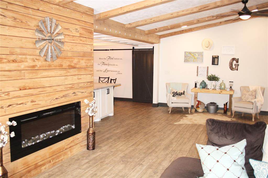 1527 Wagon Road - Photo 1