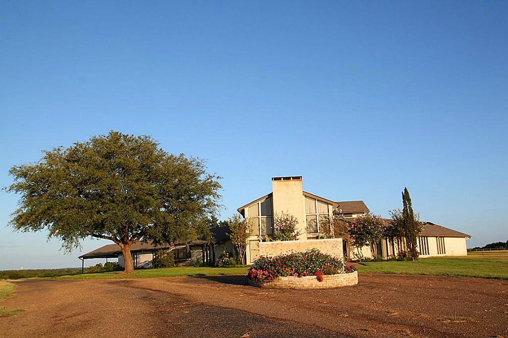 841 Van Zandt County Road 4603 - Photo 1