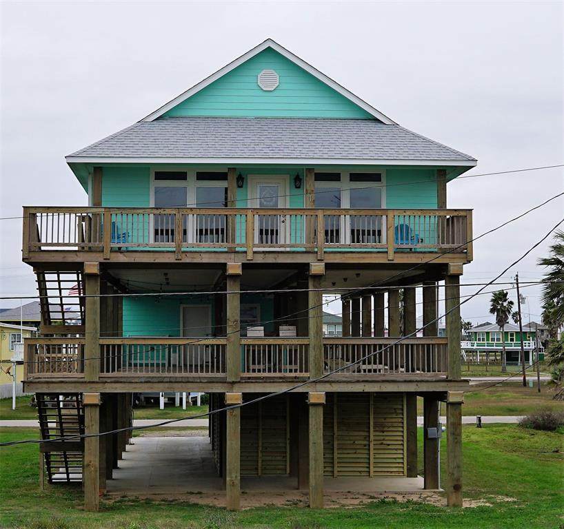 913 Sea Shell Drive - Photo 1