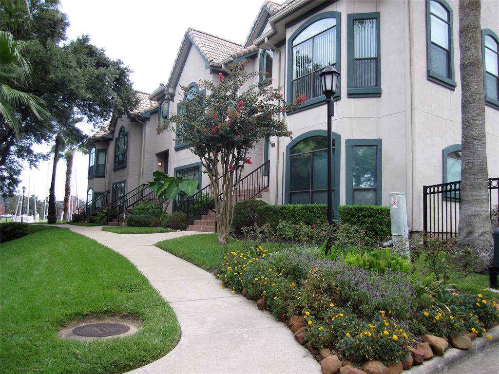 503 Mariners Drive - Photo 1