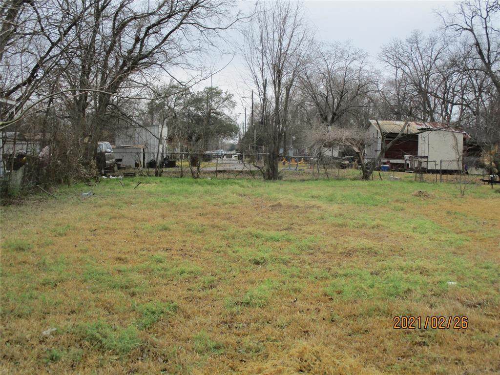2917 Altoona Street - Photo 1