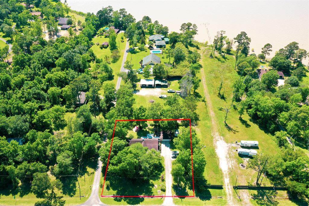 2315 Fm 563 - Photo 1