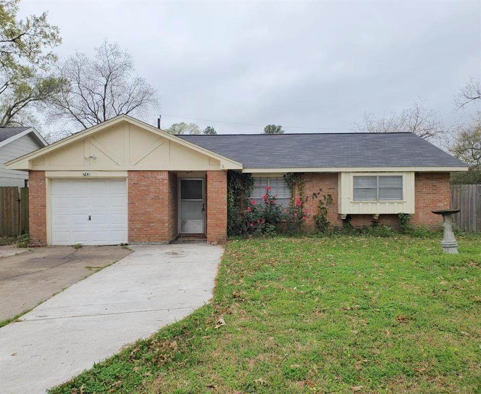 743 Overbluff Street - Photo 1