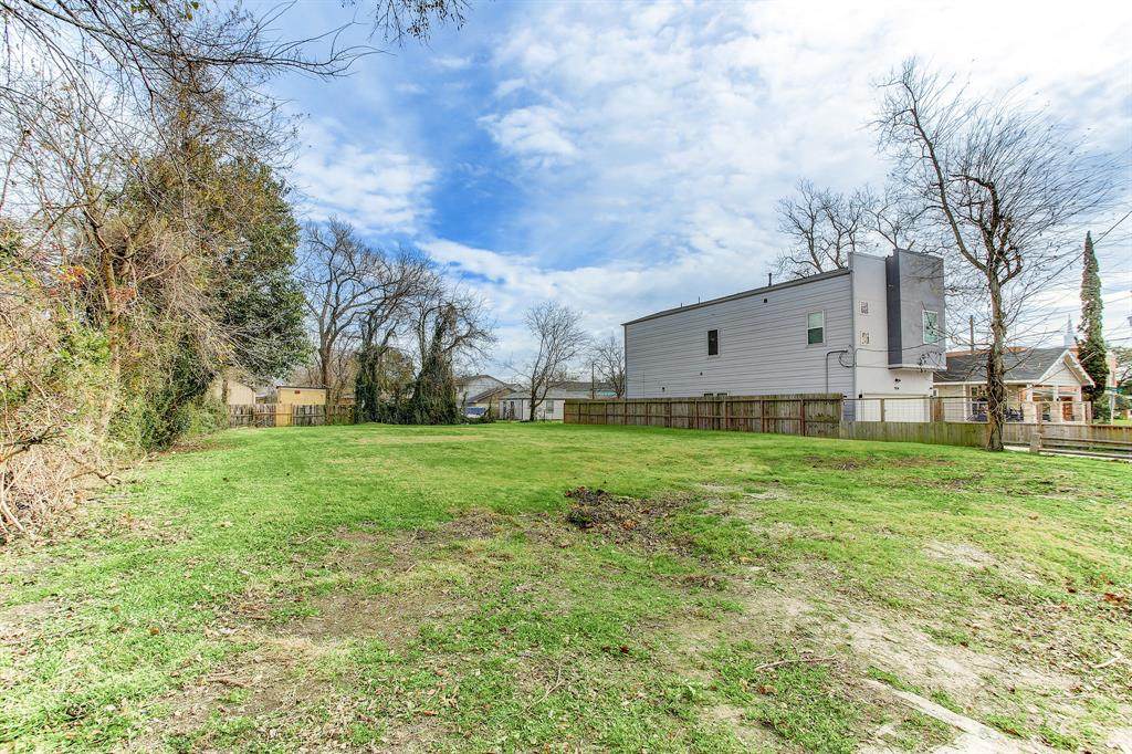 7906 Main Street - Photo 1