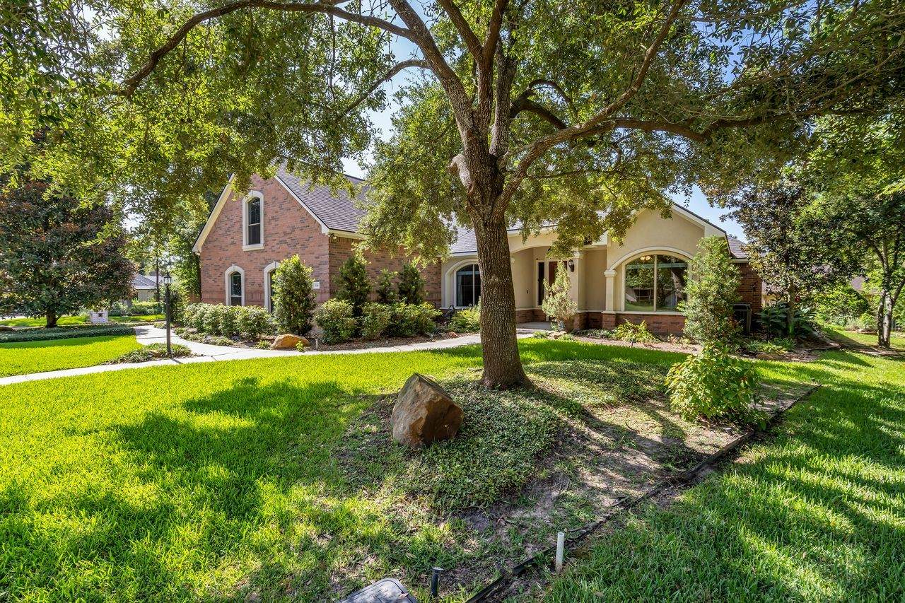 110 April Waters Drive - Photo 1