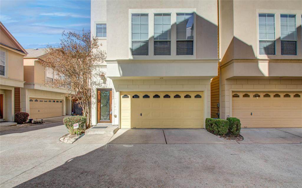 5806 Kansas Street - Photo 1