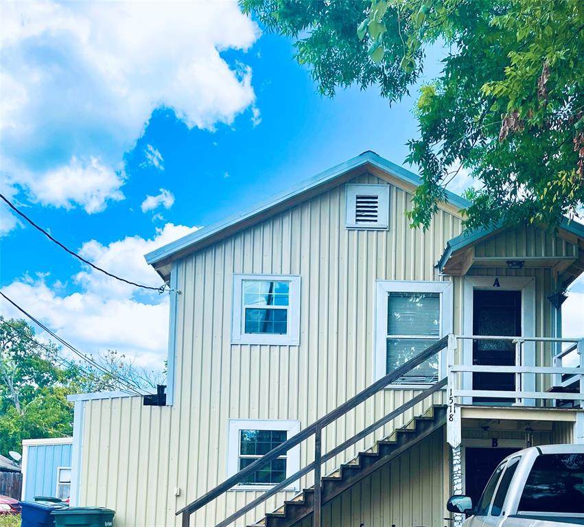 1518 16th Street - Photo 1