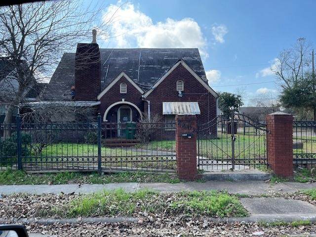 2202 Truxillo Street - Photo 1