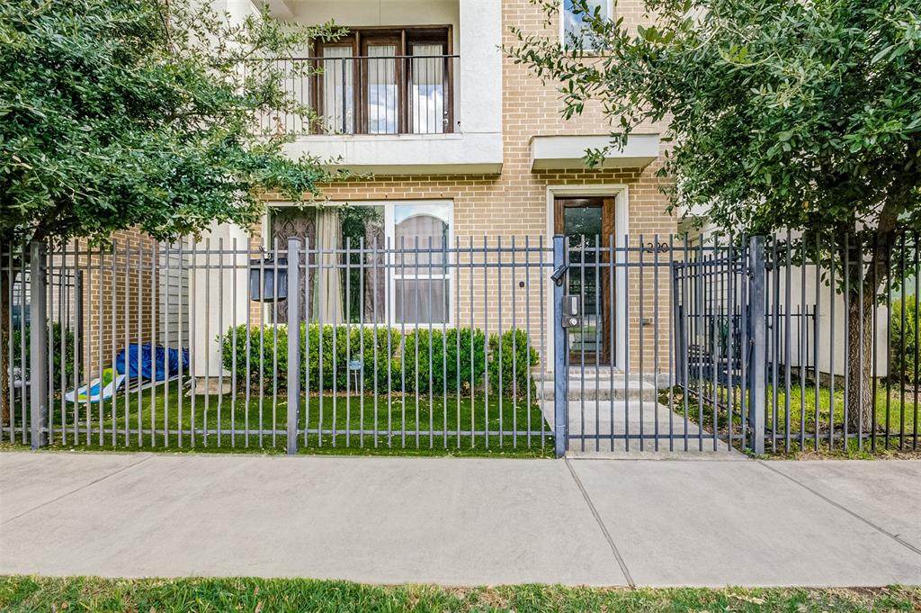 1220 Summer Street - Photo 1