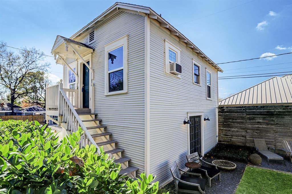 1206 Melwood Street - Photo 1
