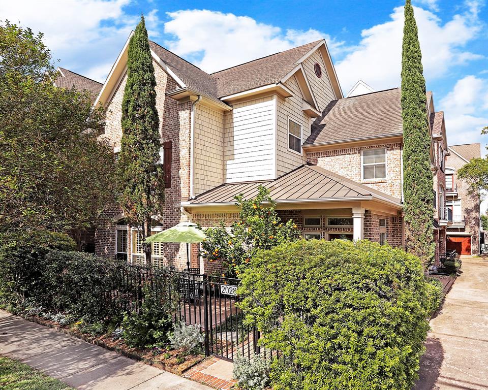 2028 Vermont Street - Photo 1