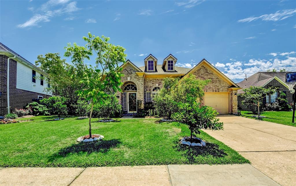 2015 Castle Drive - Photo 1