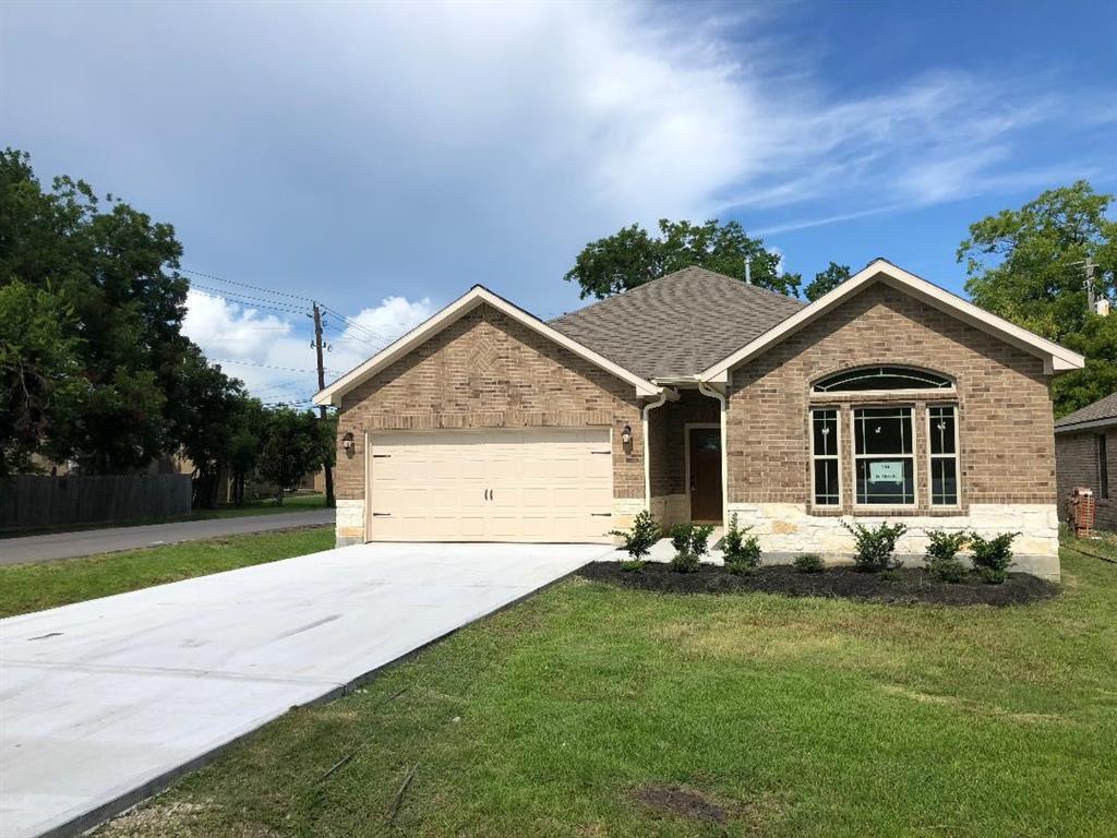 118 Dr Martin Luther King Jr Drive - Photo 1
