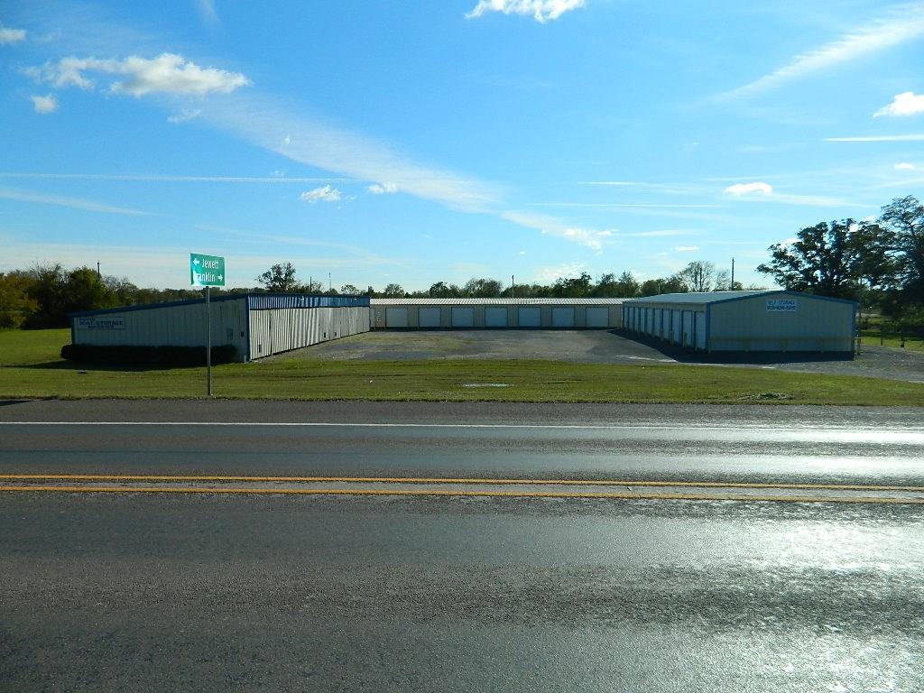600 Carrington Ave - Photo 1