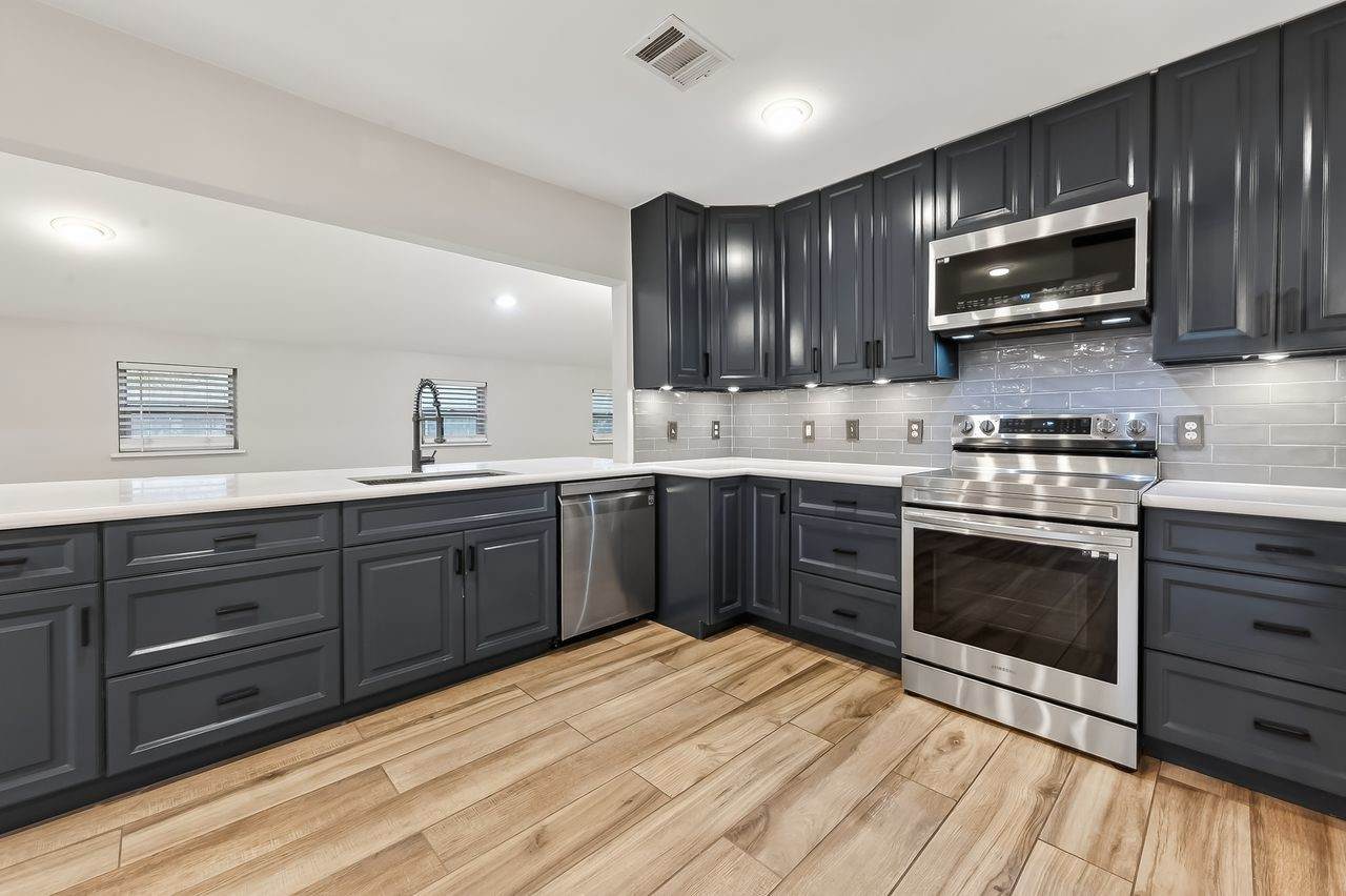 5010 Peebles Drive - Photo 1