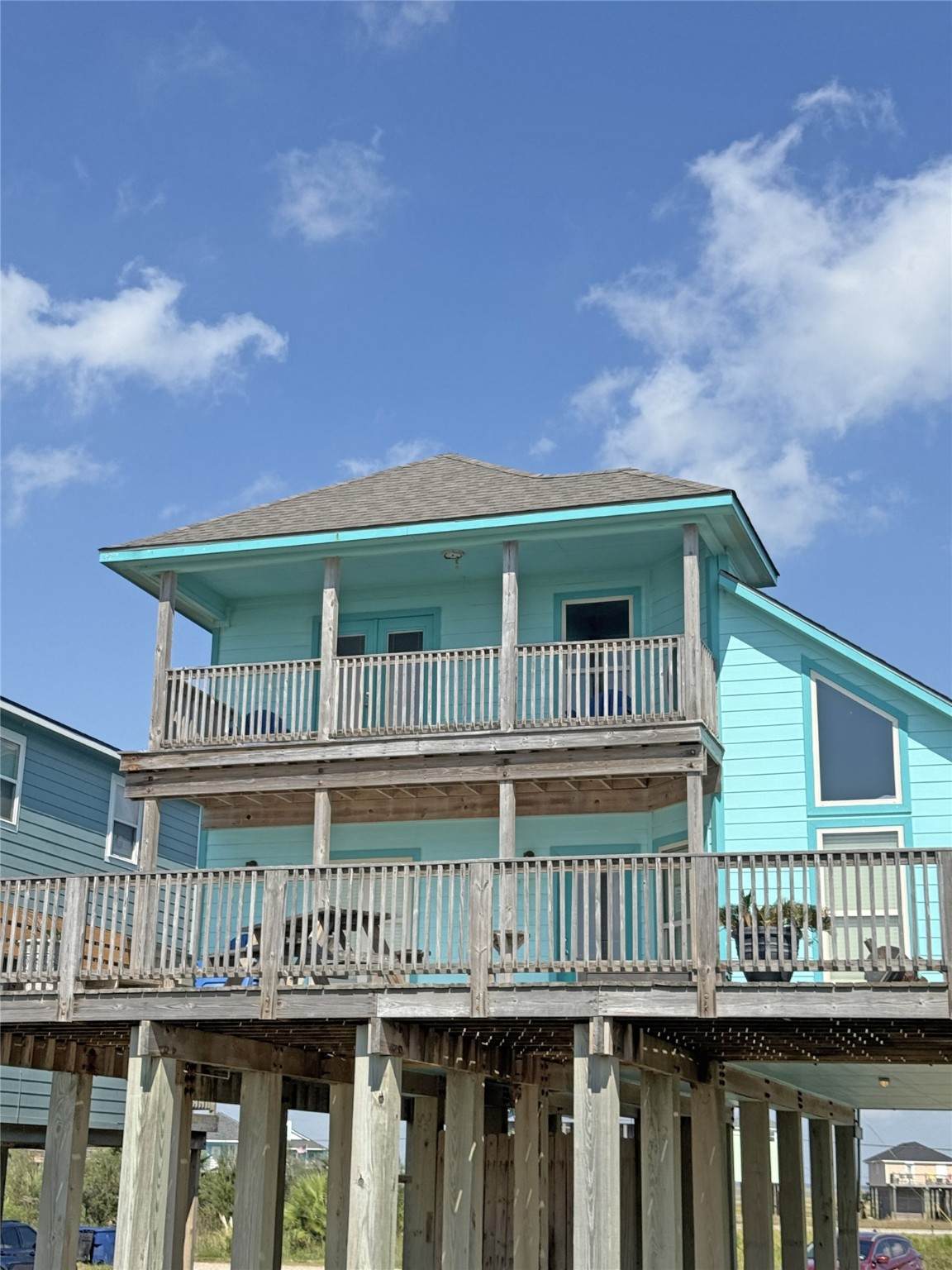 4719 Bluewater Drive - Photo 1