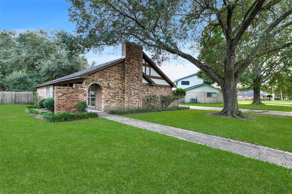 155 Valley Drive - Photo 1