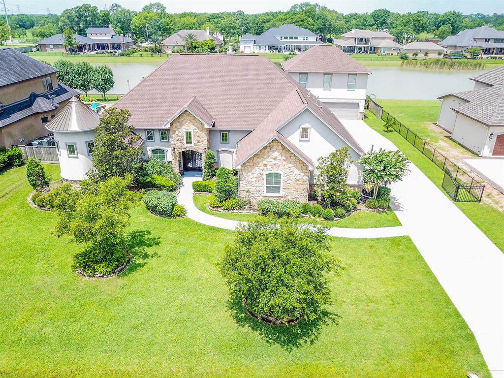 3013 Bridle Path Lane - Photo 1