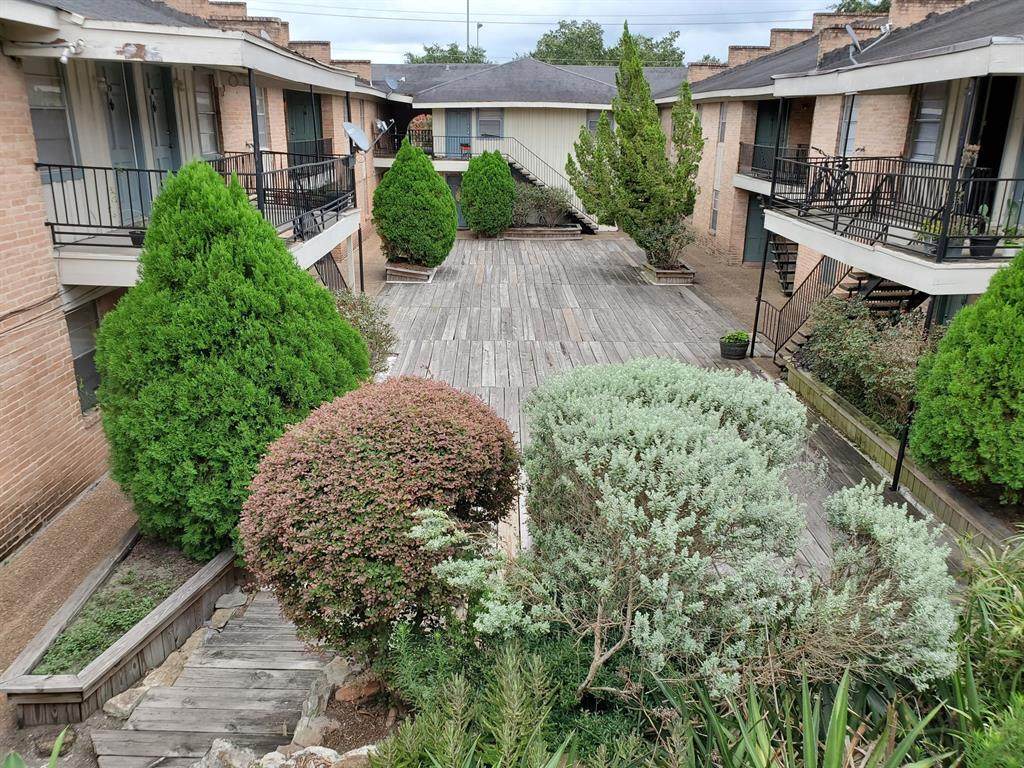 6924 Stella Link Road - Photo 1