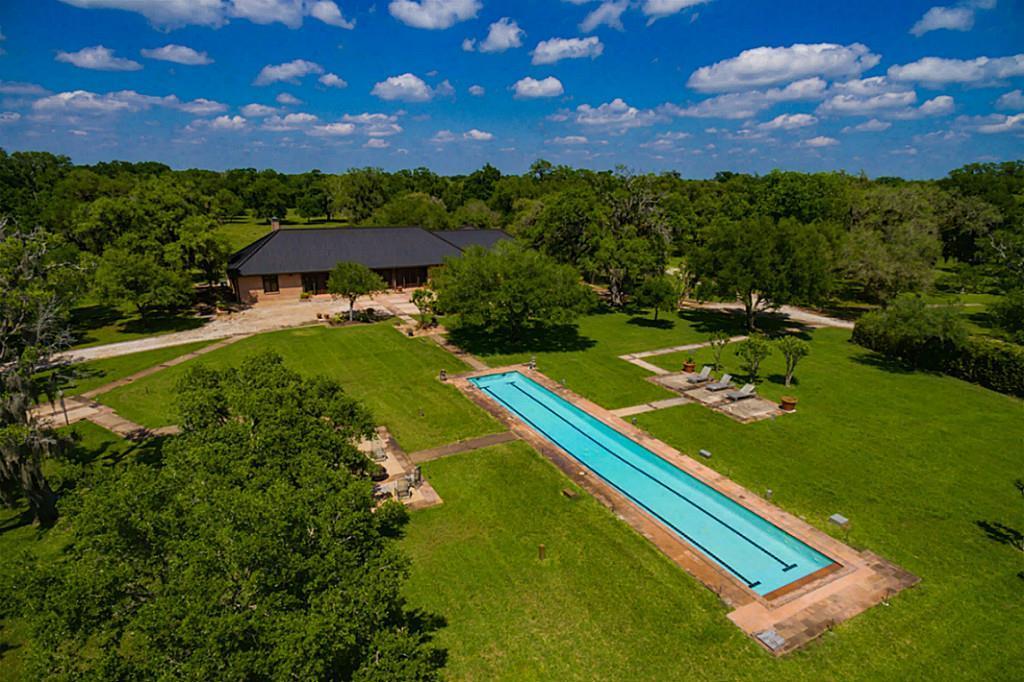 558 Hanson Road - Photo 1