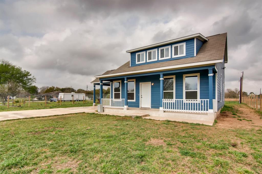 508 Hollyhock Street - Photo 1