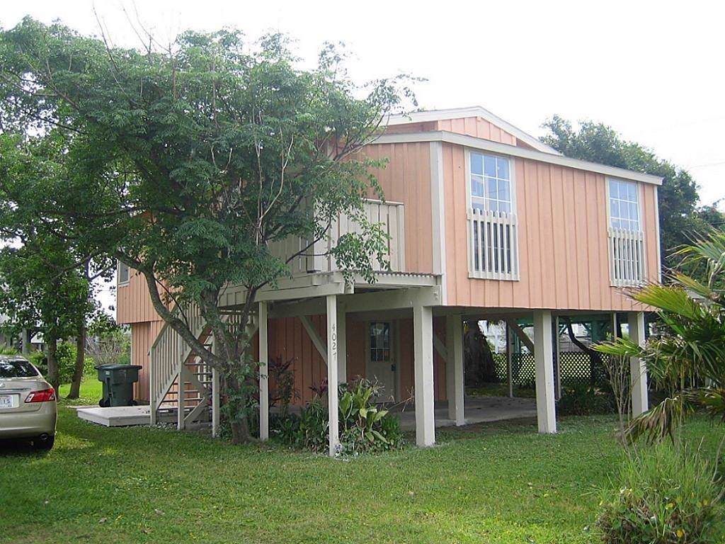 4027 Surf Drive - Photo 1