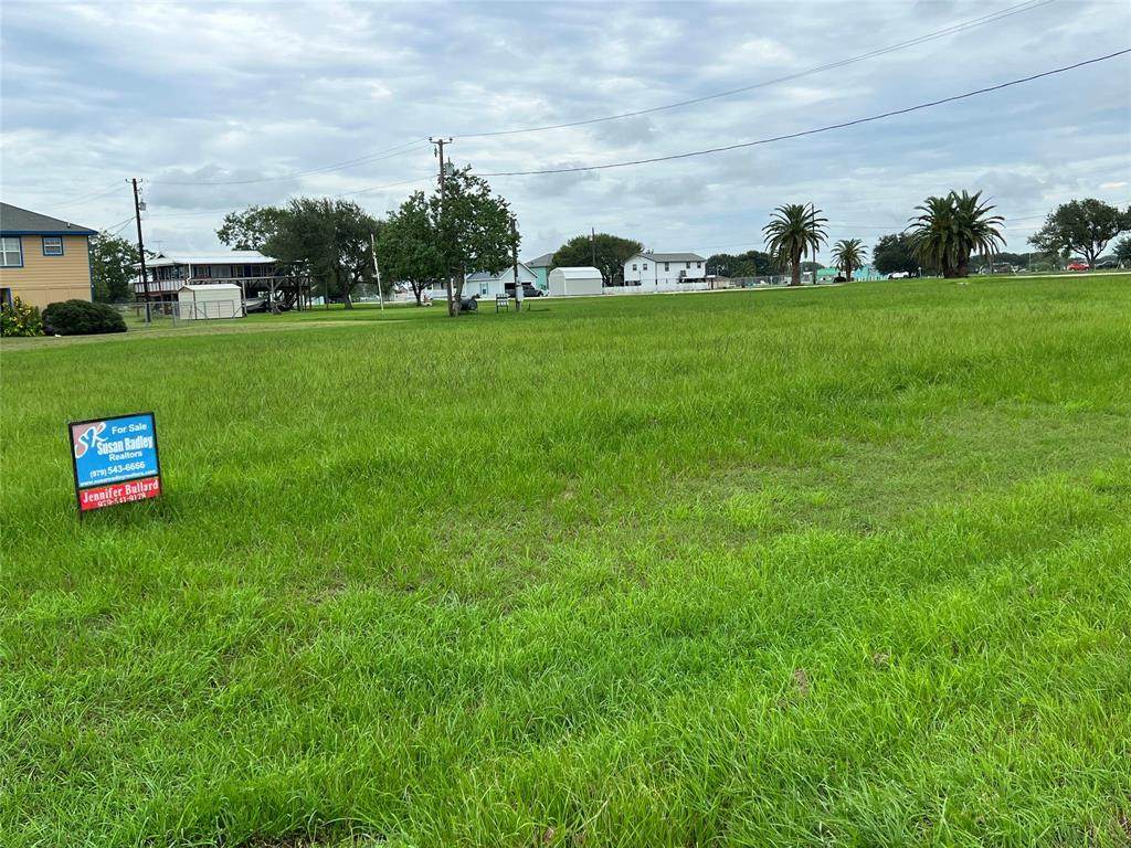 00 Bayshore - Photo 1