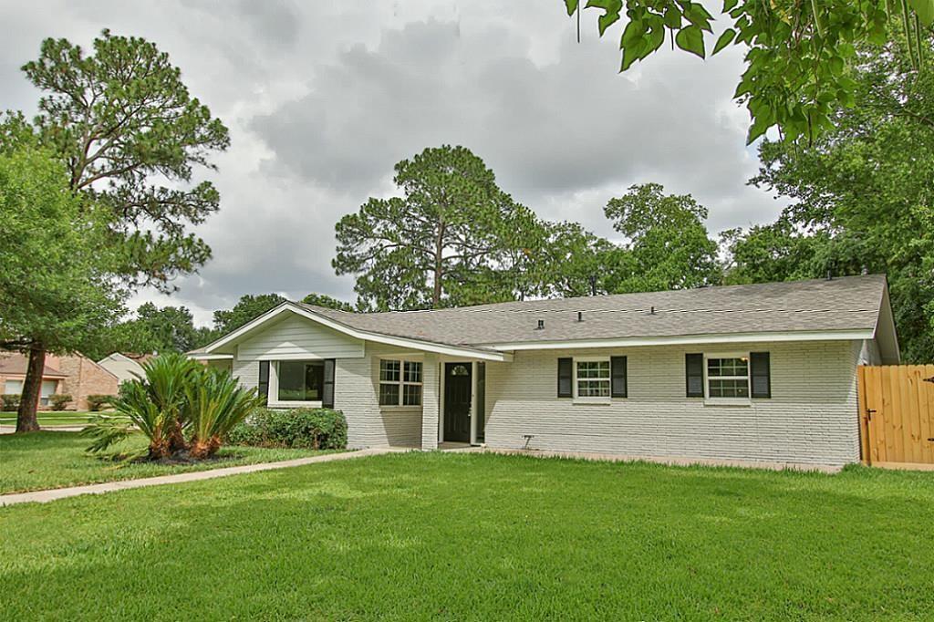 15701 Acapulco Drive - Photo 1