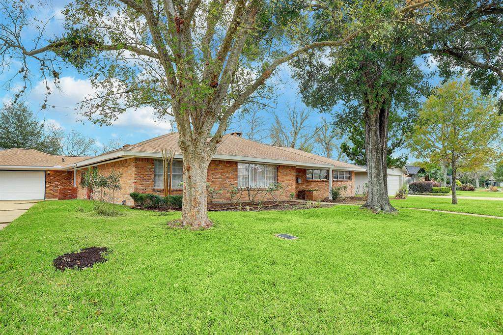 10833 Willowisp Drive - Photo 1