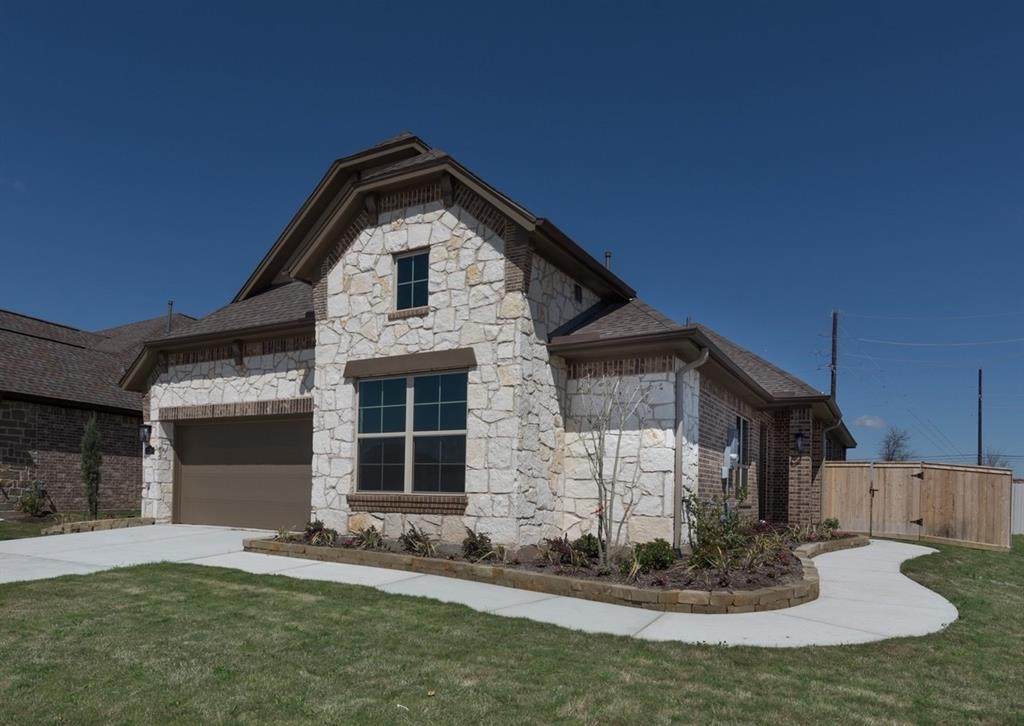 11414 Finavon Lane - Photo 1