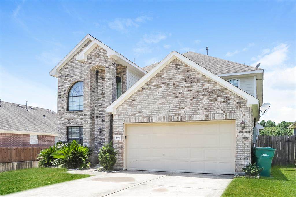 8015 Tarrytown Crossing Drive - Photo 1