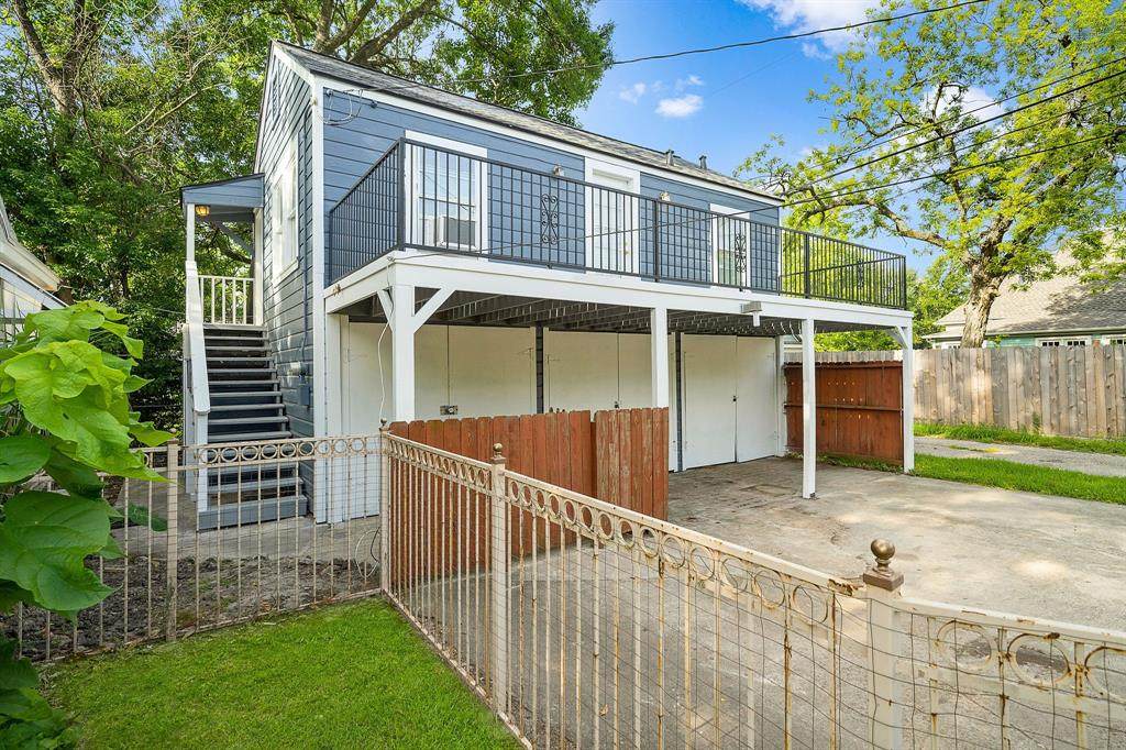 416 16th Street - Photo 1