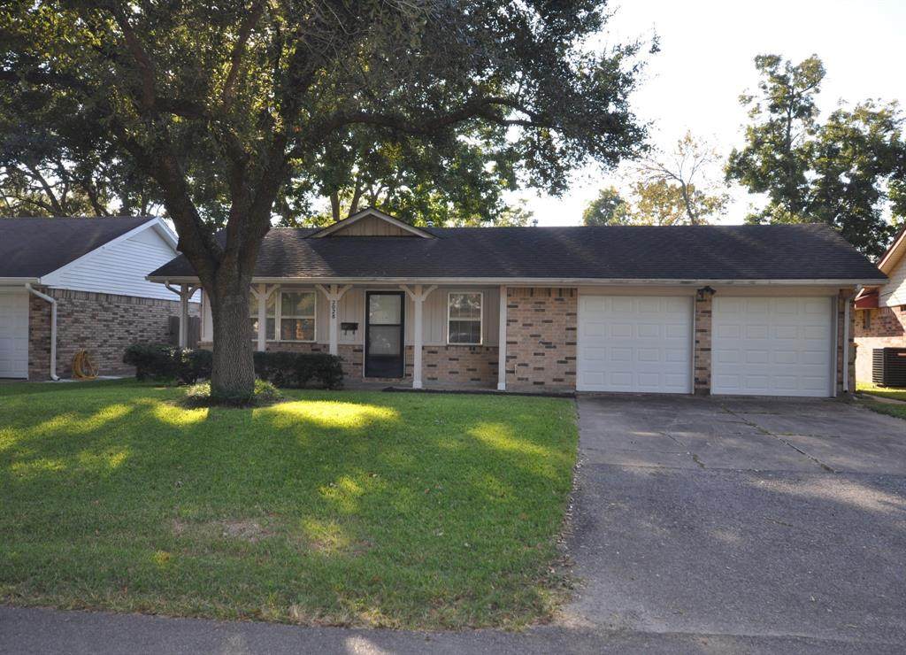2028 Isla Drive - Photo 1