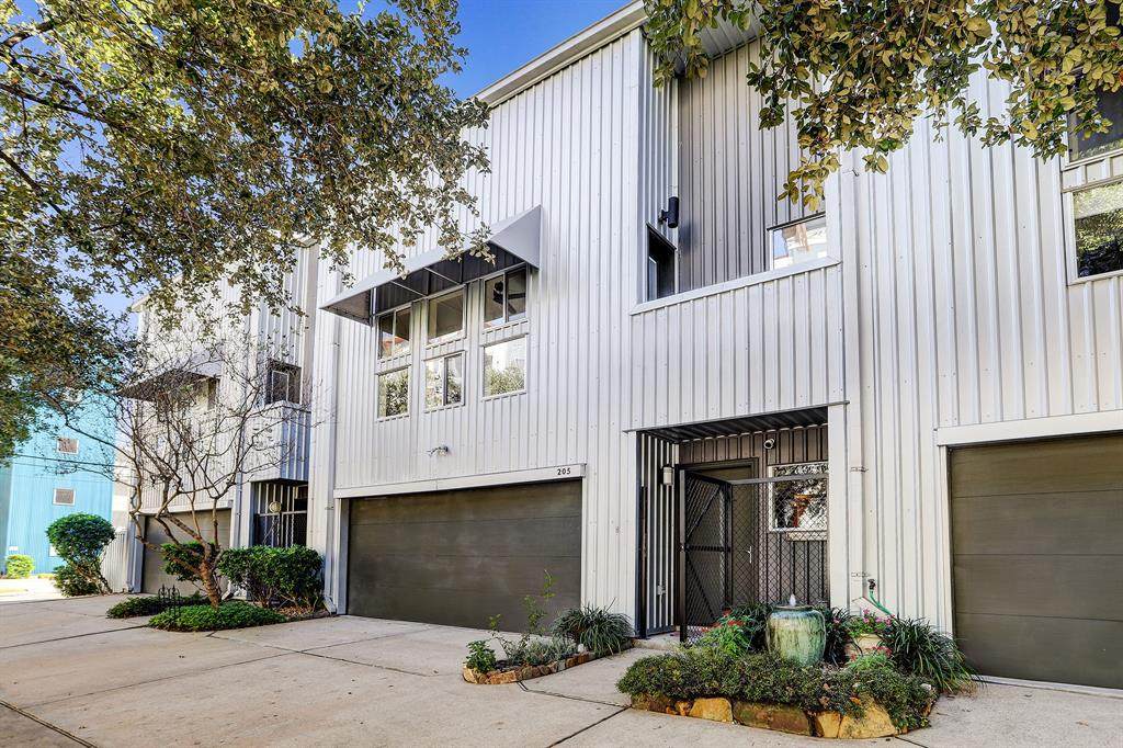 205 Gray Street - Photo 1