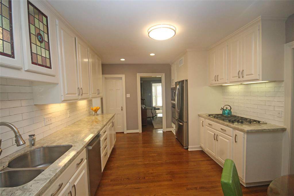 2520 Dryden Road - Photo 1