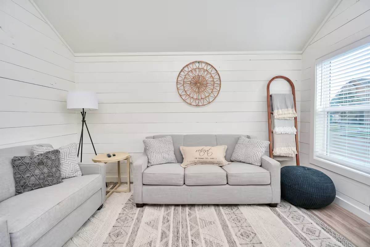 5324 Avenue L - Photo 1