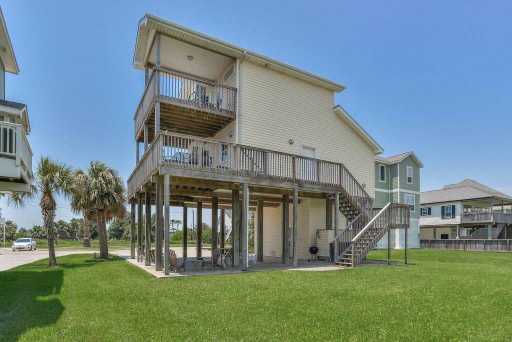 13953 Pirates Beach Boulevard - Photo 1