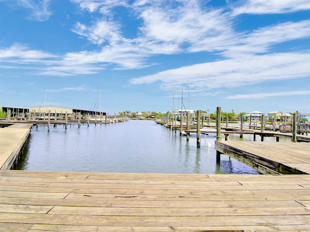 1140 Marina Bay Drive - Photo 1