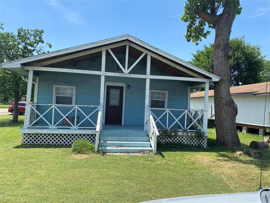 4515 7th Street - Photo 1