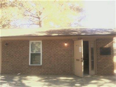 235 Oakwood Circle - Photo 1