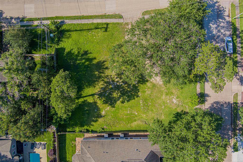 402 Gretel Drive - Photo 1