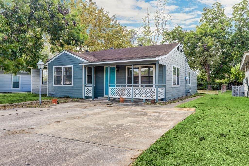 1236 San Felipe Street - Photo 1