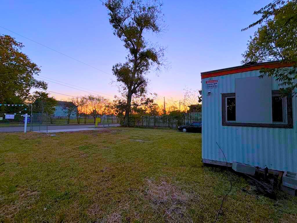 5123 Crosstimbers Street - Photo 1