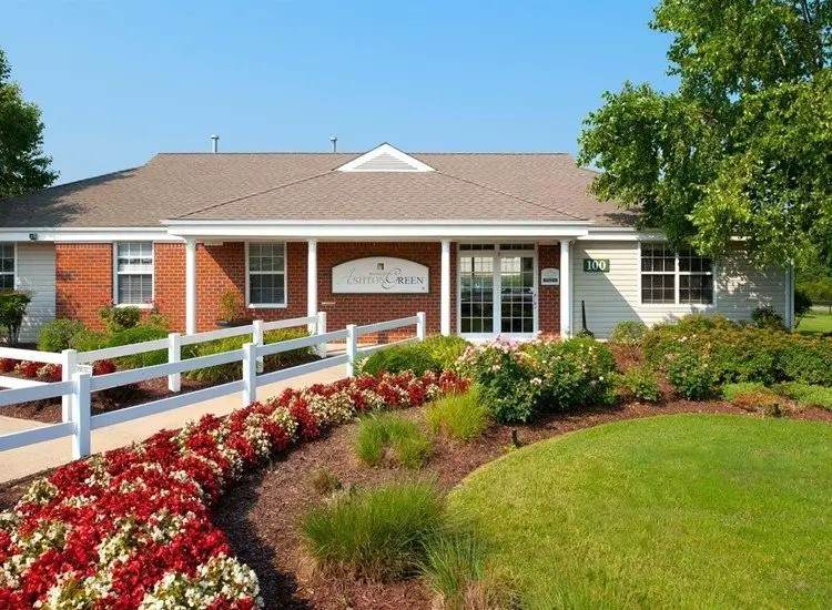 100 Marshview Dr - Photo 1