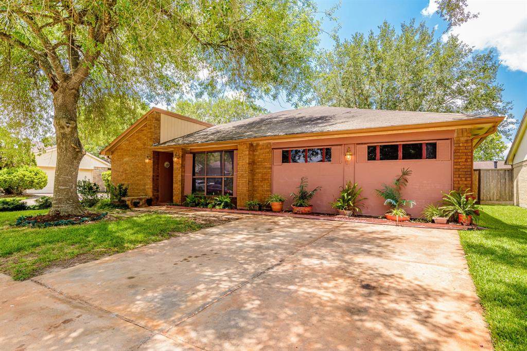 16818 Nina Drive - Photo 1