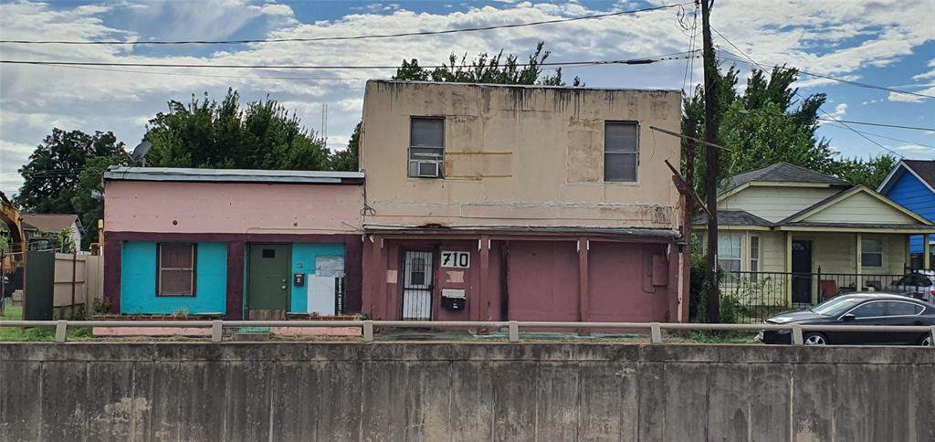 710 Broadway Street - Photo 1