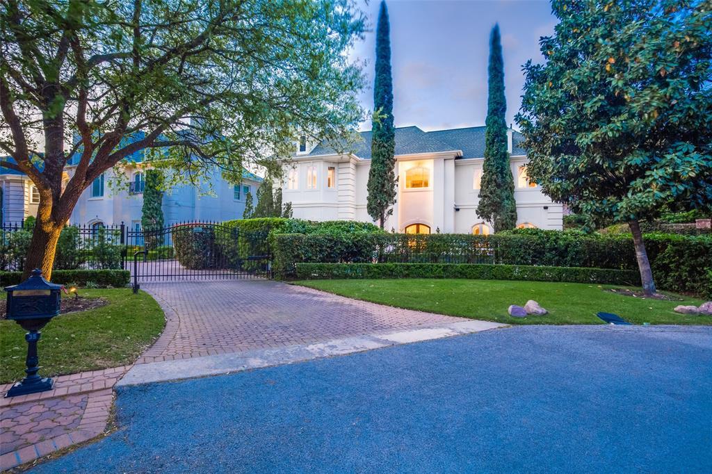 35 West Oak Drive - Photo 1