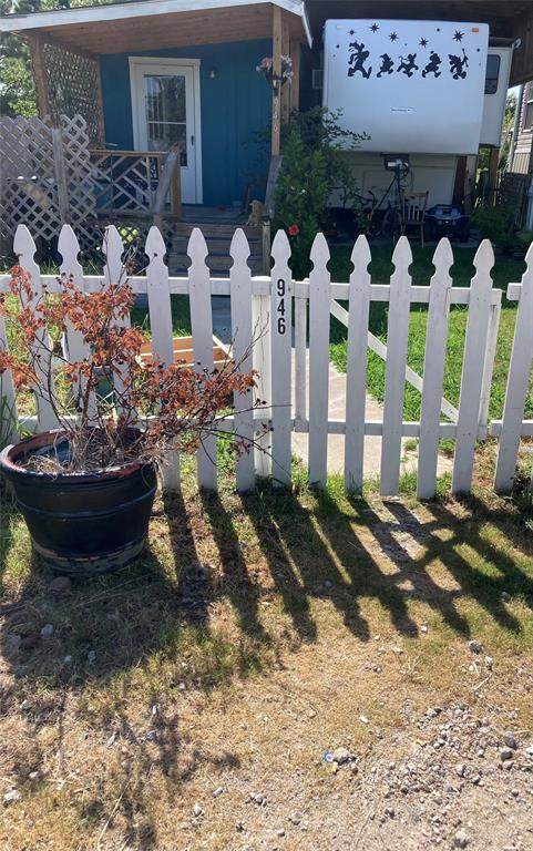 946 13th Street - Photo 1