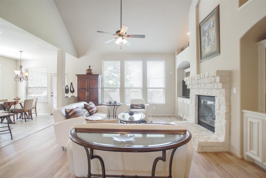198 Vershire Circle - Photo 1