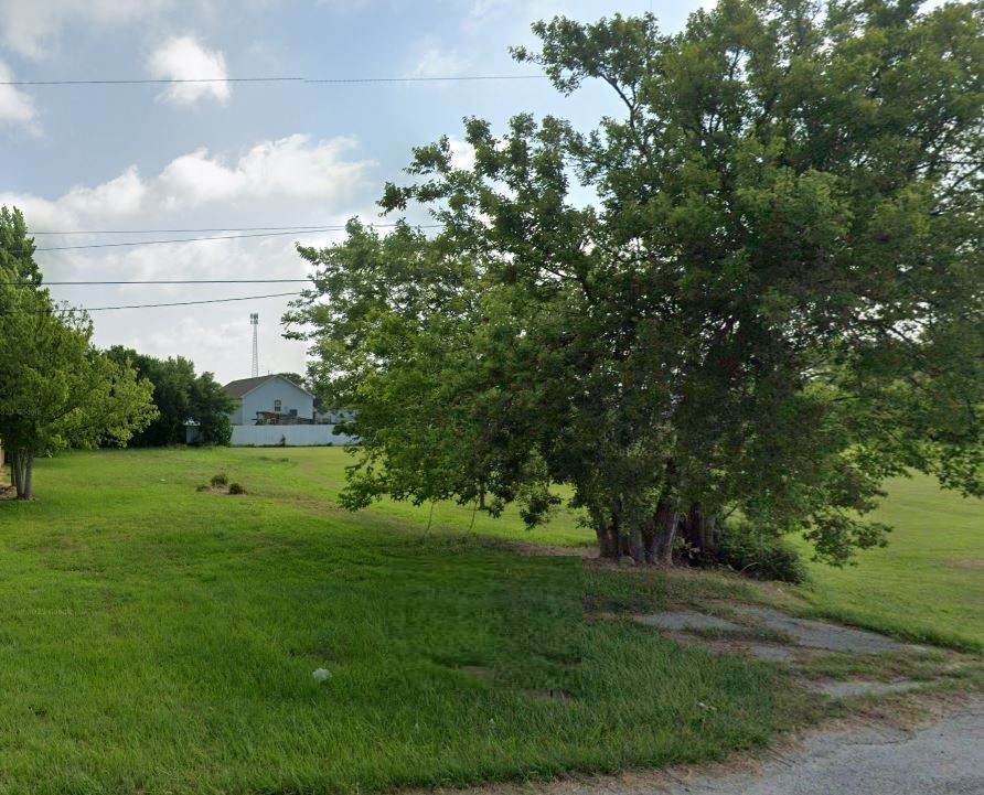 4714 Highway 6 - Photo 1